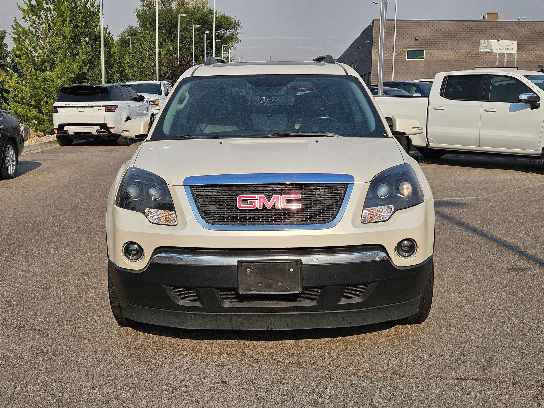 Used 2010 White Diamond Tricoat GMC SLT1 image 9
