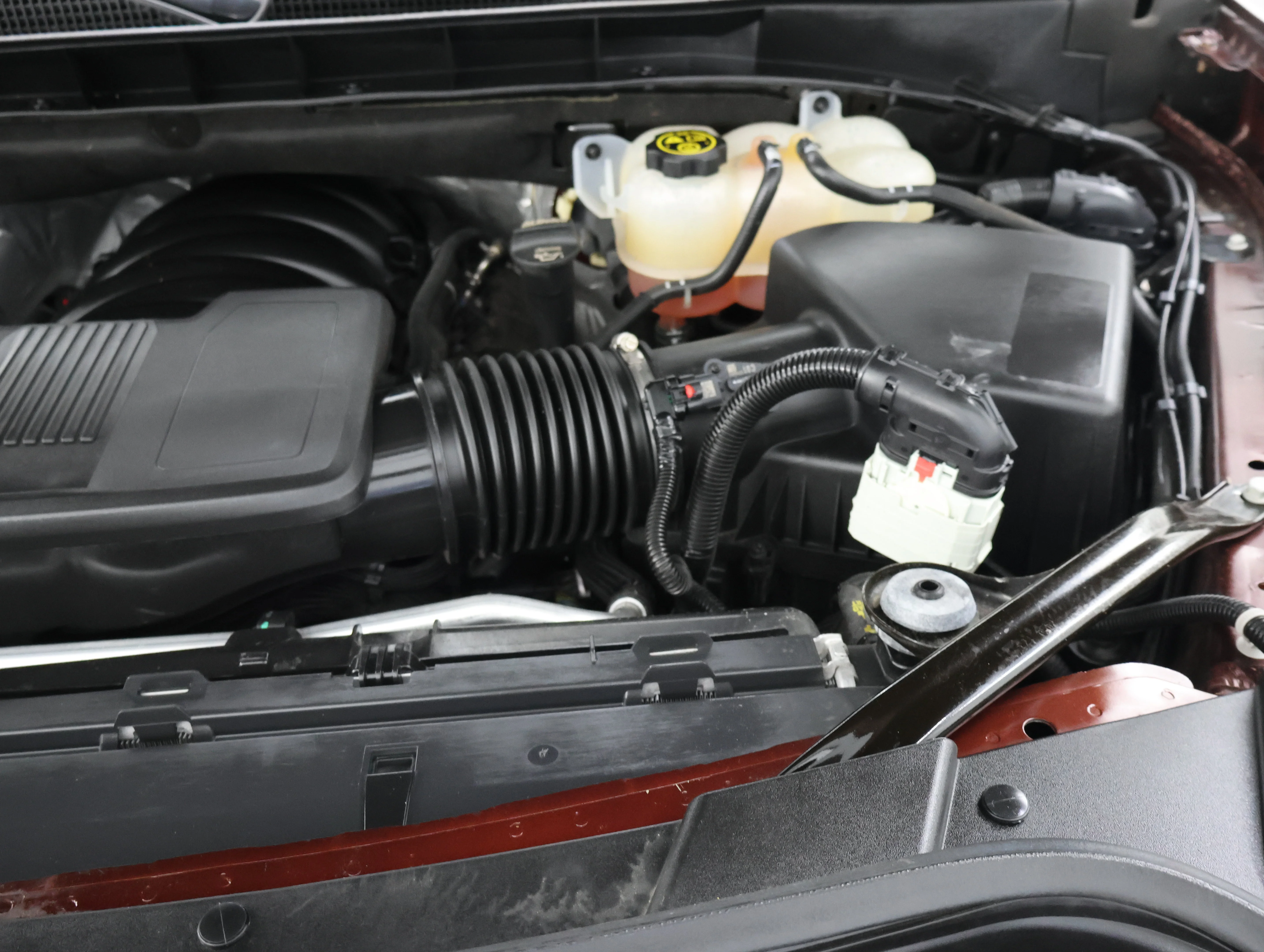 Used 2022 Redwood Metallic GMC Denali image 24