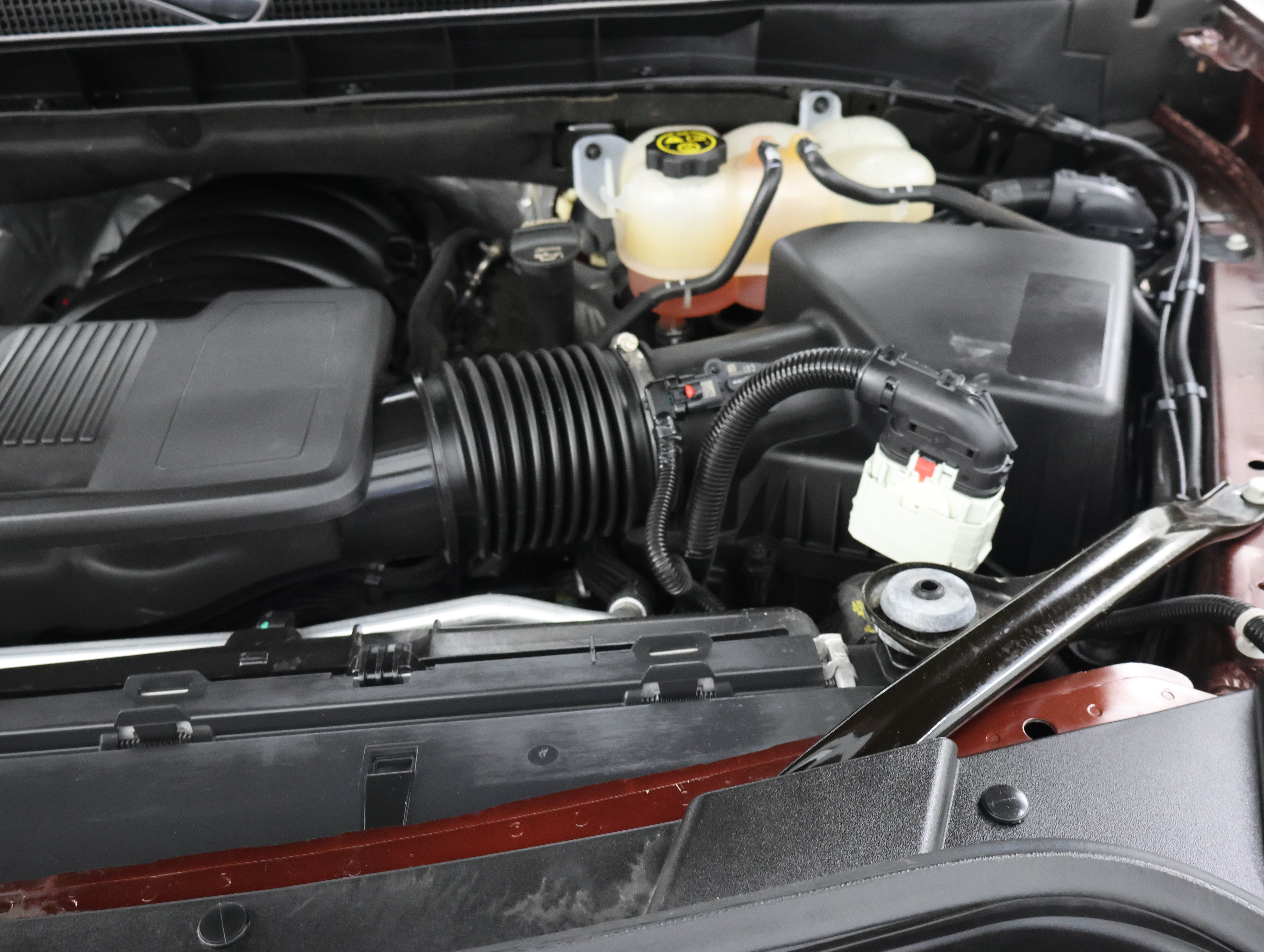 Used 2022 Redwood Metallic GMC Denali image 24