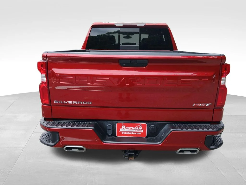 Used 2021 Red Chevrolet RST image 10