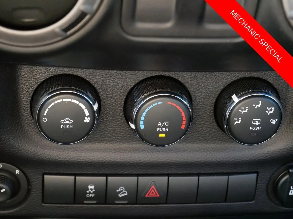 Used 2015 Silver Jeep Sport image 22