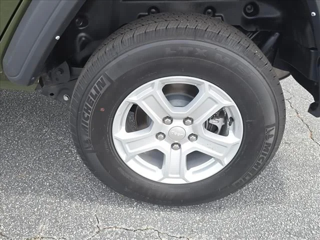 Used 2022 Green Jeep Unlimited Sport S image 29