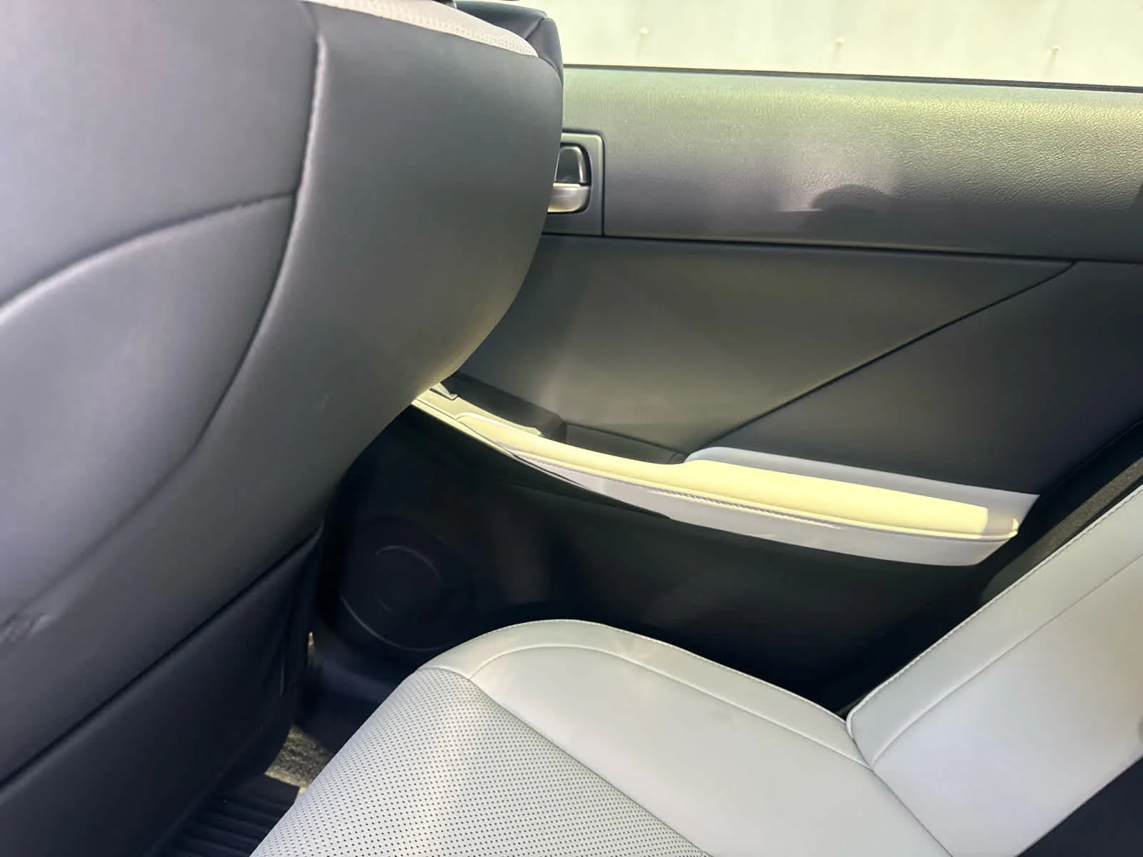 Used 2025 Ultra White Lexus F SPORT Performance image 20