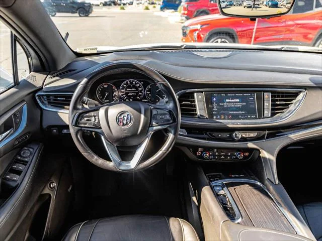 Used 2023 White Frost Tricoat Buick Avenir image 12