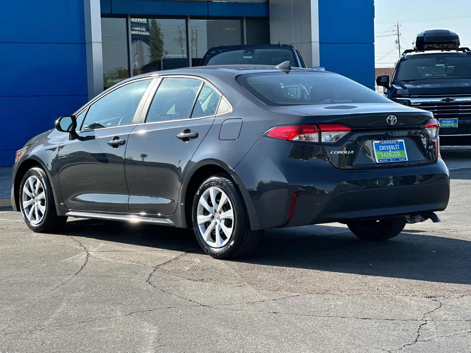 Used 2026  Toyota LE image 6