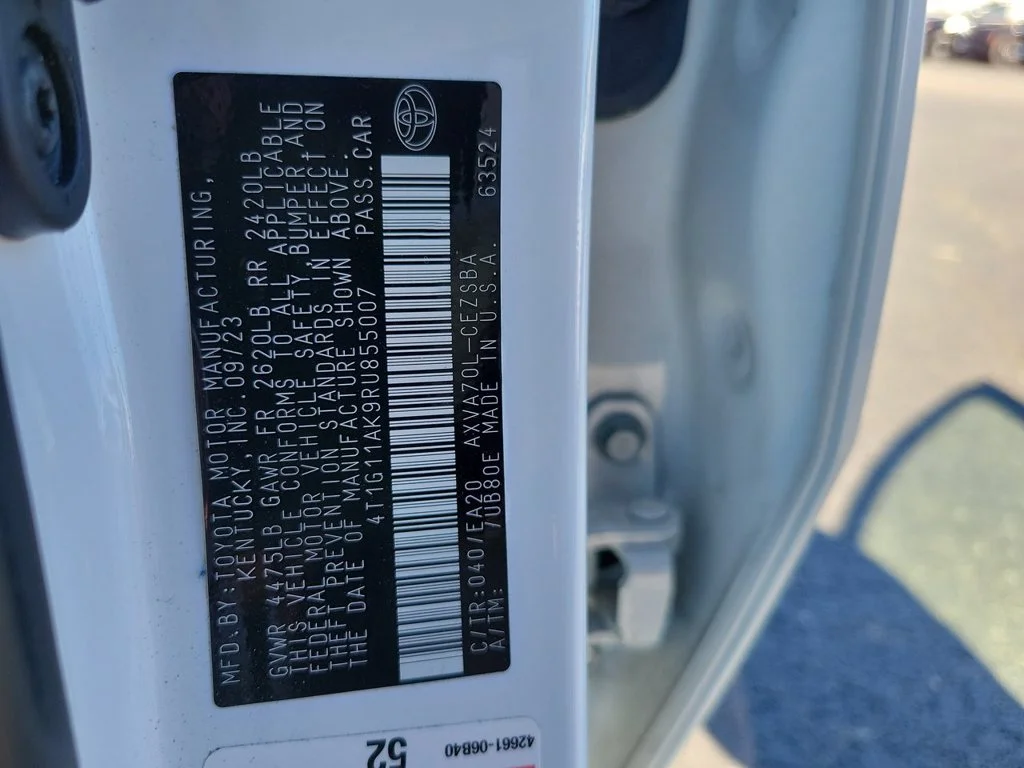 2024 Toyota Camry SE - Photo 38