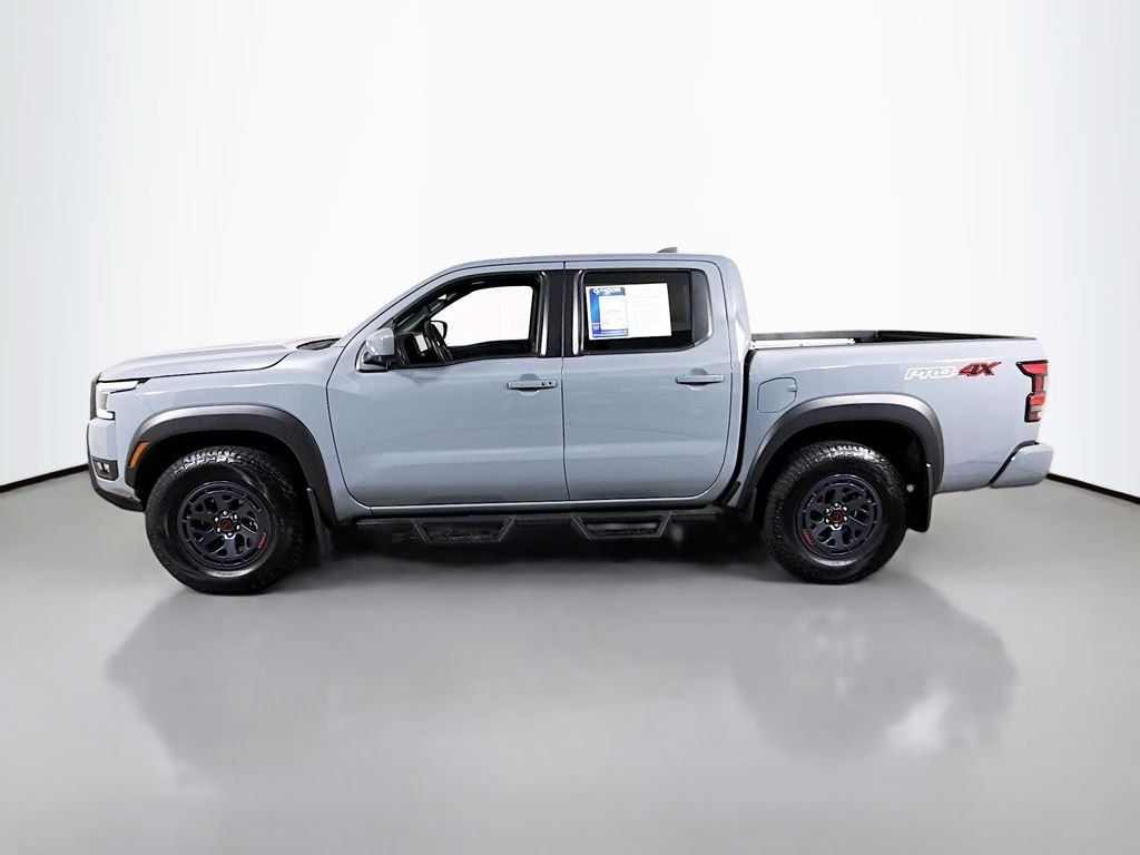 Used 2025 Boulder Gray Pearl Nissan PRO-4X image 10