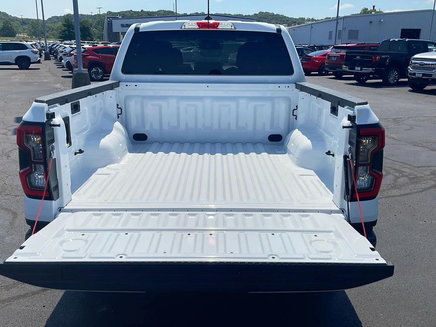 New 2026 Oxford White Ford XLT image 6