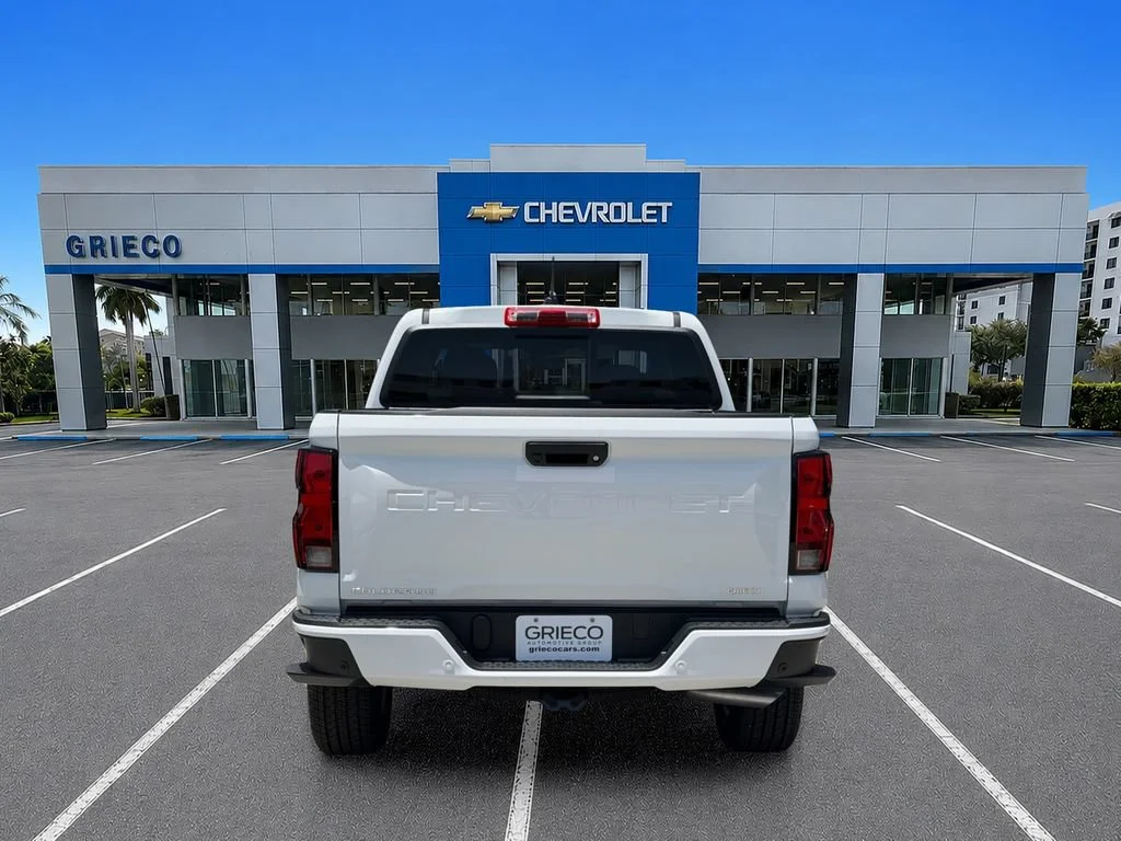 New 2026 Summit White Chevrolet LT image 4