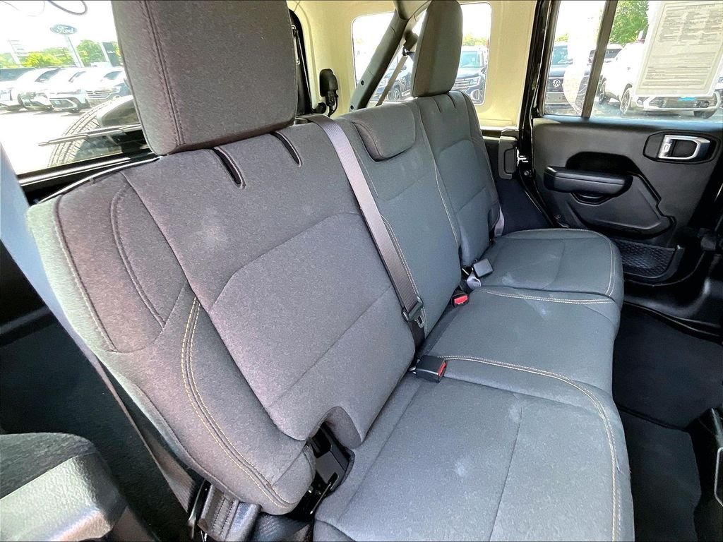 Used 2024 Black Clearcoat Jeep Sport S image 15