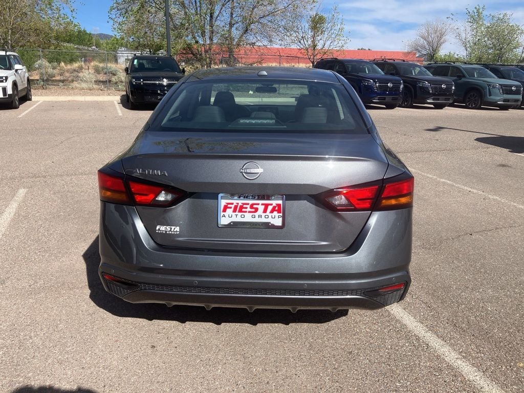 Used 2025 Gray Nissan 2.5 S image 6