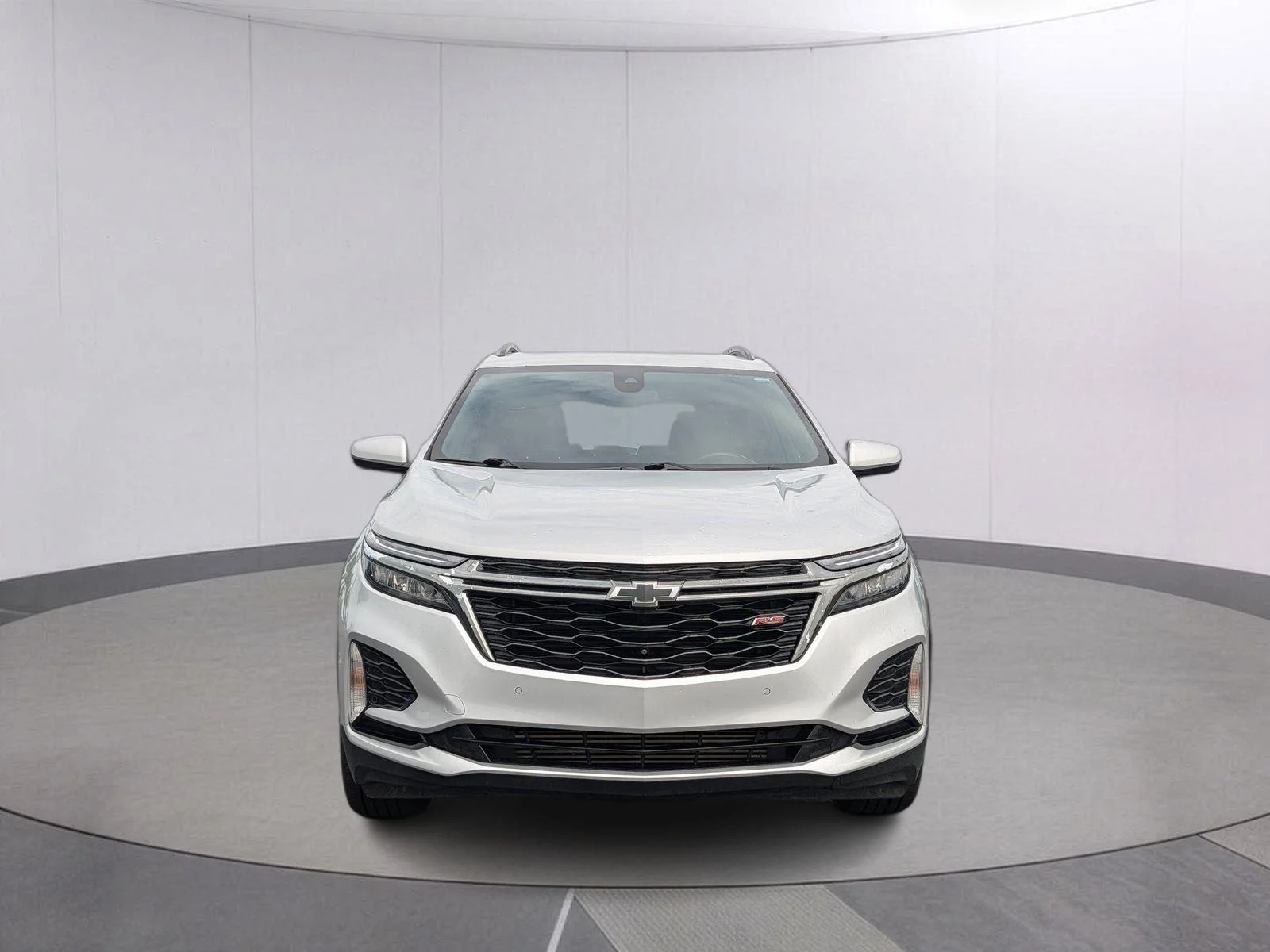 Used 2022 Silver Ice Metallic Chevrolet RS image 8