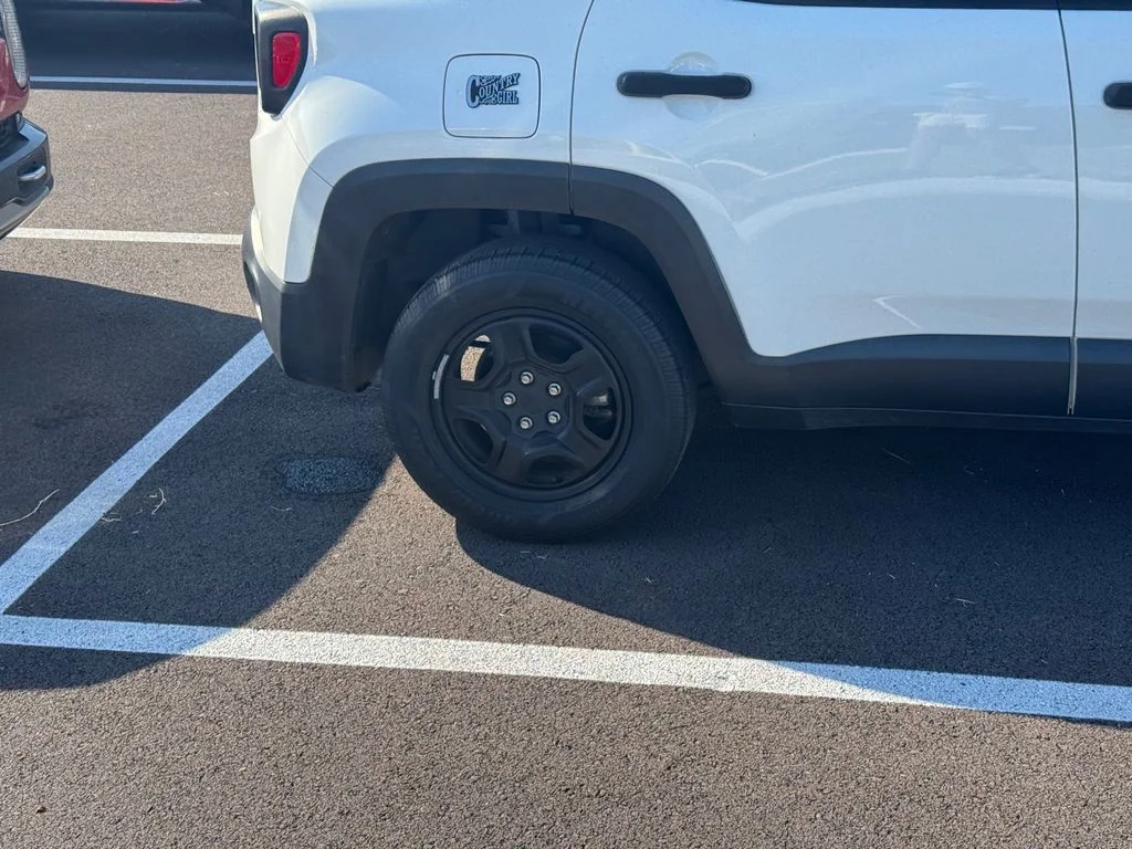 Used 2018 White Jeep Sport image 14