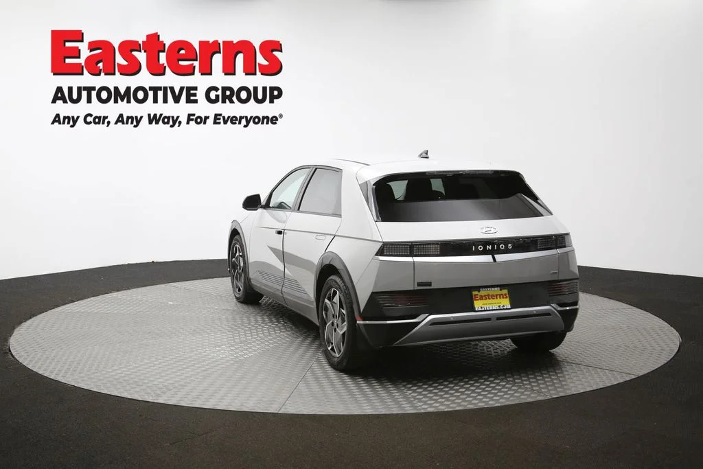 Used 2023 Gray Hyundai SE image 62