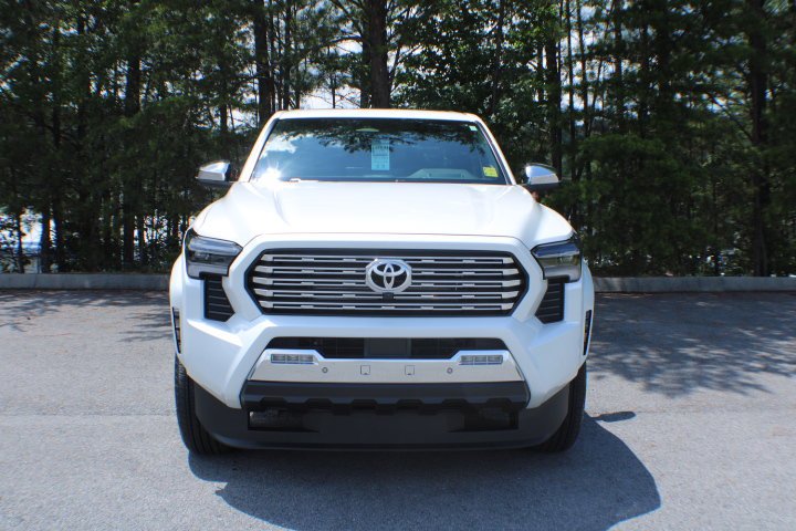 Used 2026 Wind Chill Pearl Toyota Limited image 18