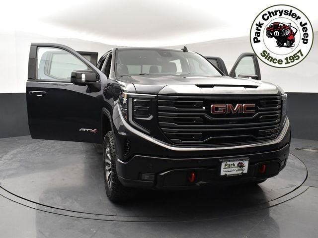 2022 GMC Sierra 4WD Crew Cab Short Box AT4's photo