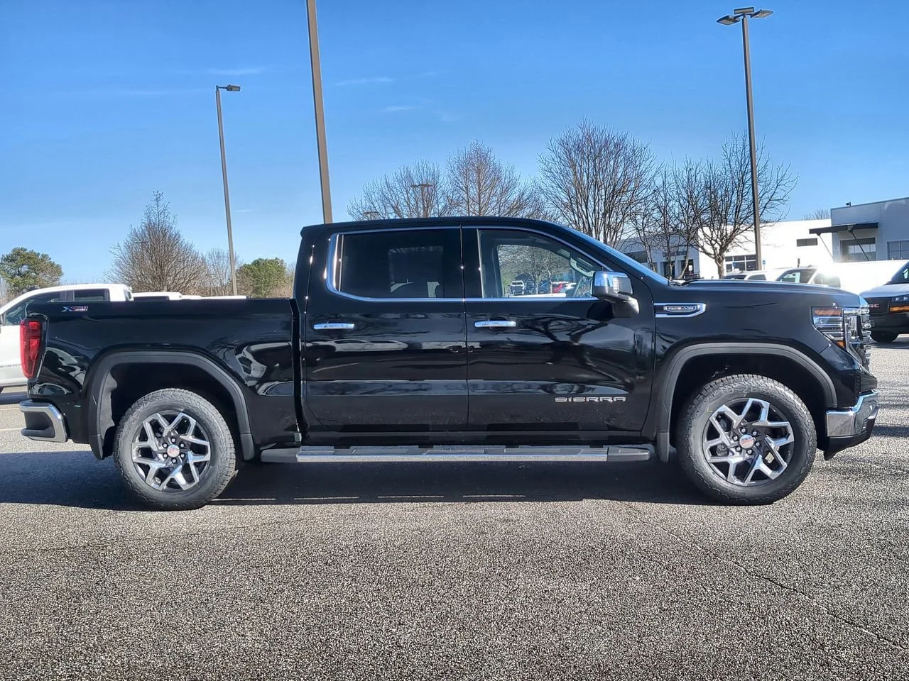 Used 2026 Onyx Black GMC SLT image 9