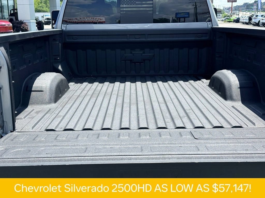 Used 2025 Sterling Gray Metallic Chevrolet LT image 13