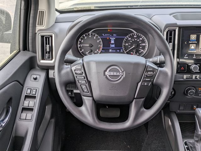 2025 Nissan Frontier SV - Photo 10