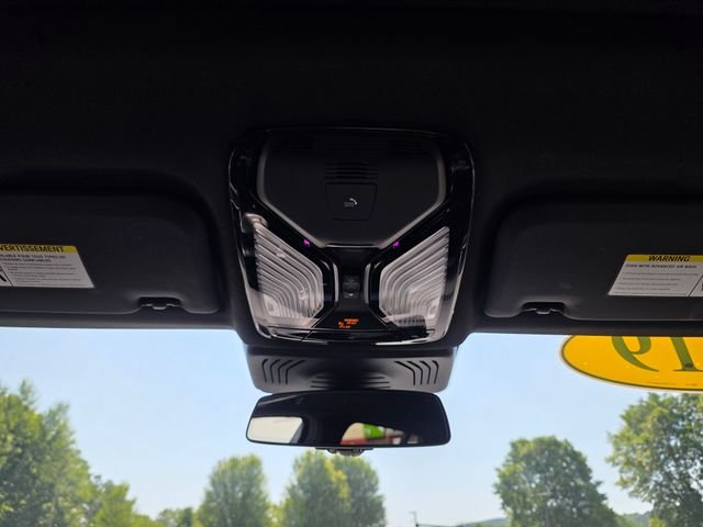 Used 2019 White BMW M40i image 23