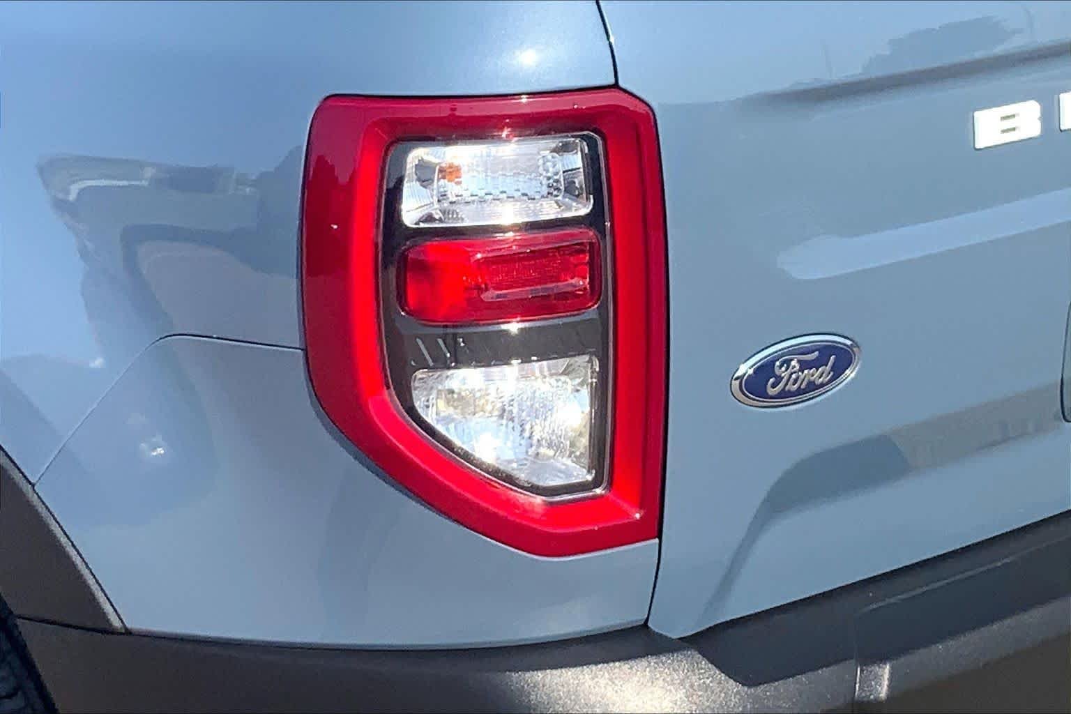 Used 2025 Azure Gray Metallic Tri-Coat Ford Big Bend image 29