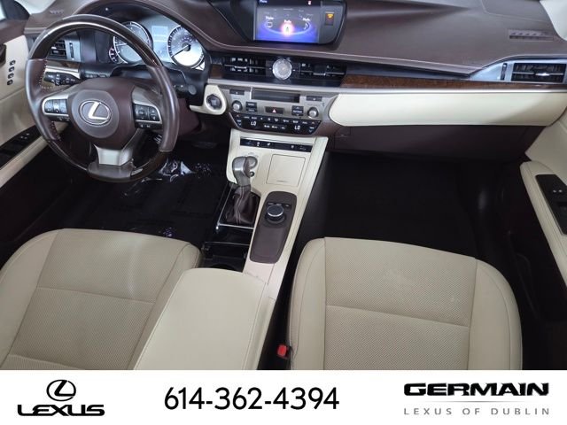 Used 2017 White Lexus 350 image 28