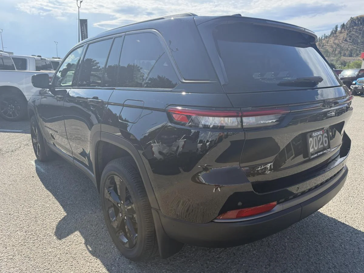 New 2026 Black Jeep Altitude image 4