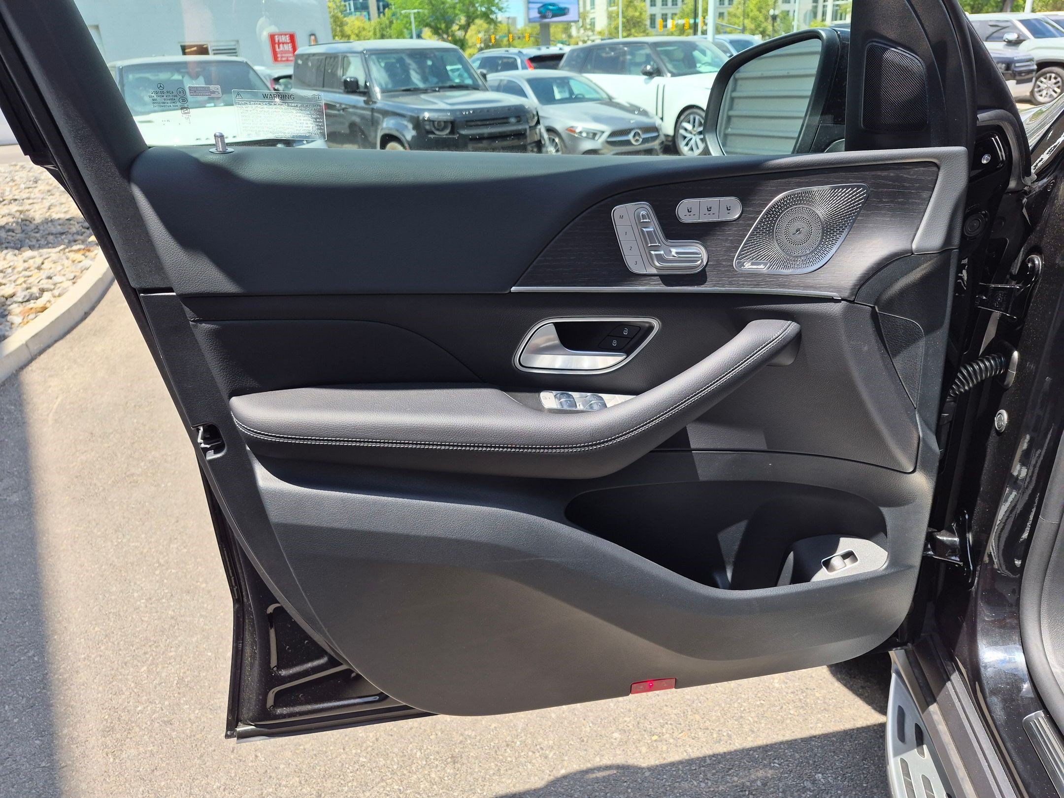 New 2026 Obsidian Black Metallic Mercedes-Benz GLS 580 image 37