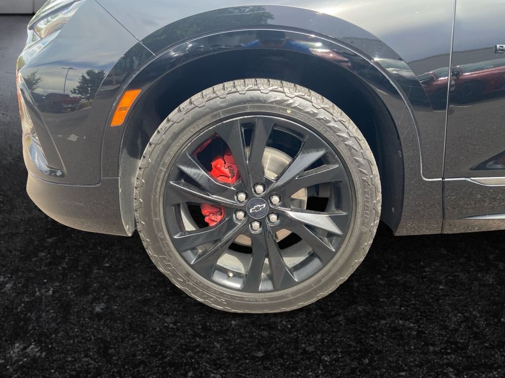 Used 2021 Black Chevrolet RS image 20