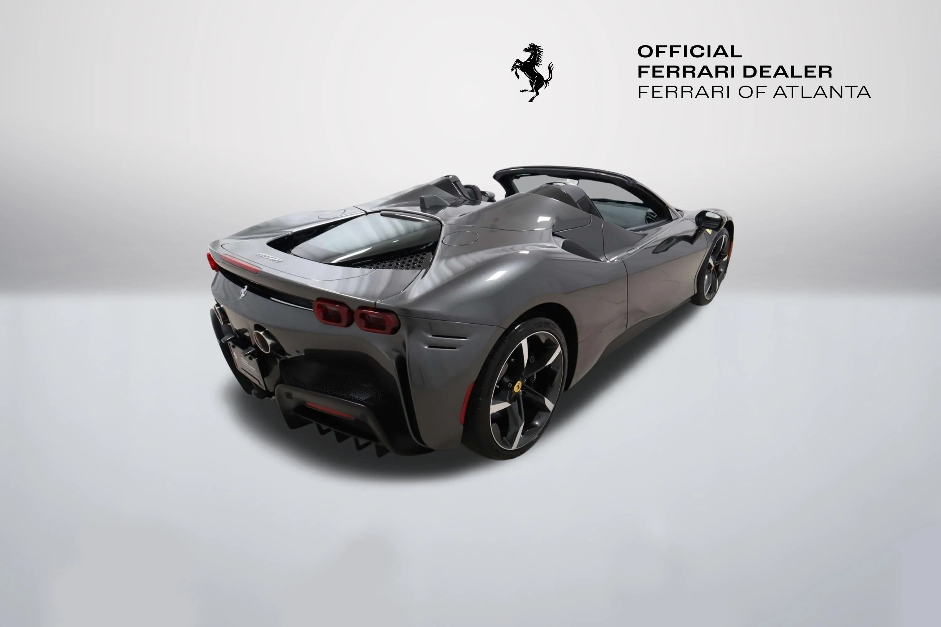 Certified Used 2025 Grigio Silverstone Ferrari  image 9