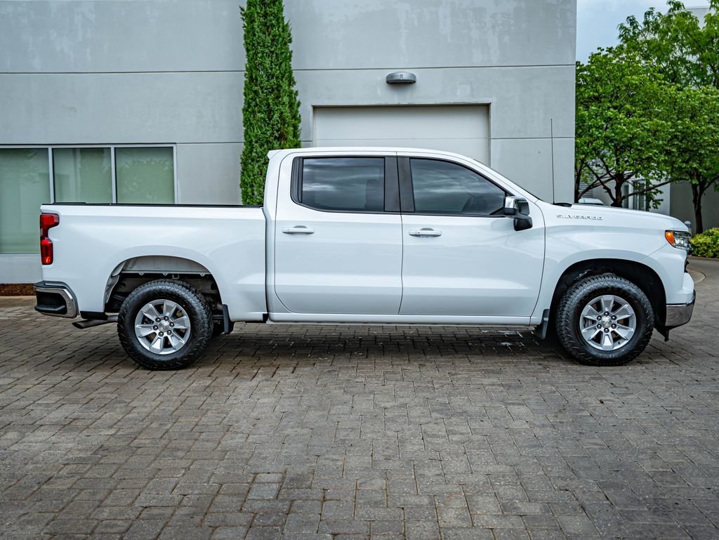 Used 2023 Summit White Chevrolet LT image 4