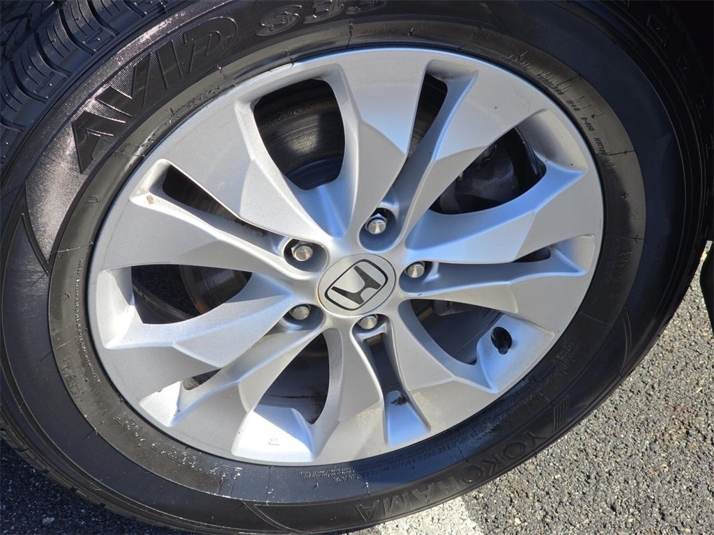 Used 2014  Honda EX image 12