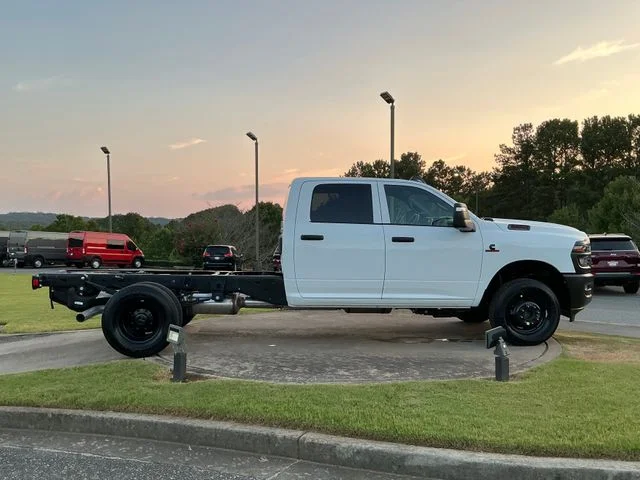 2027 RAM Ram 3500 Chassis Cab Tradesman - Photo 8