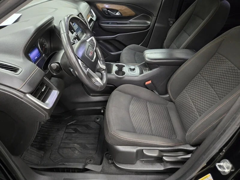 Used 2019 Ebony Twilight Metallic GMC SLE image 7