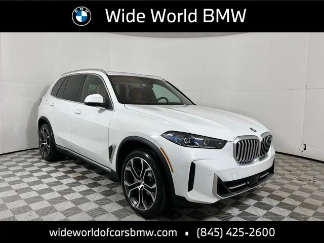 New 2026 Alpine White BMW xDrive40i image 1