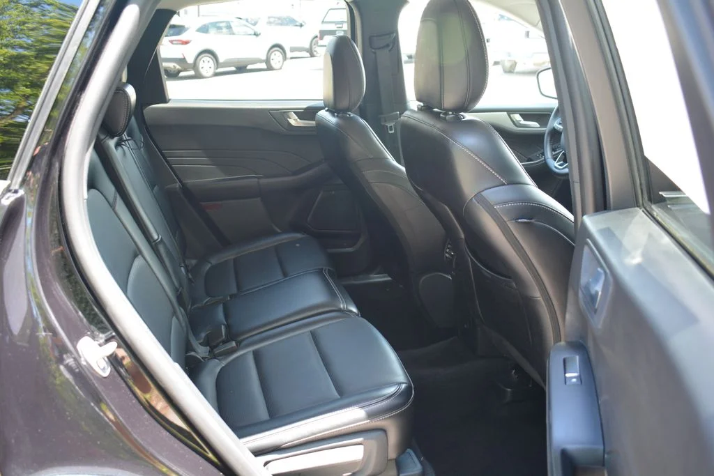 Used 2024 Black Ford Platinum image 20