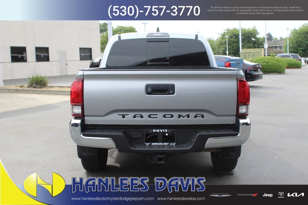 Used 2022 Silver Toyota SR5 image 8