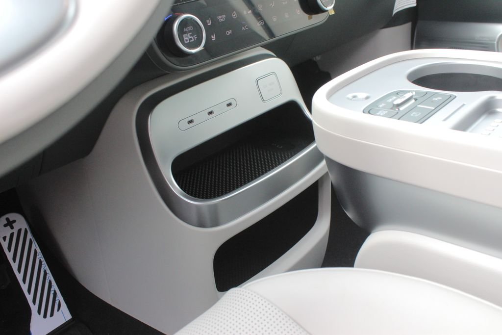 2026 Hyundai IONIQ 9 Performance Calligraphy - Photo 25