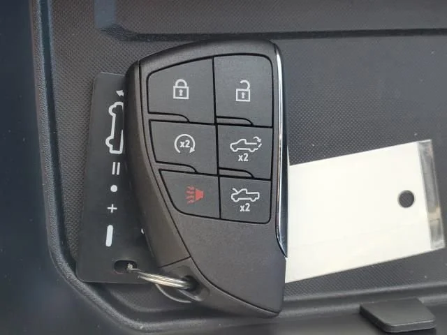 2026 Chevrolet Silverado EV Trail Boss - Photo 20