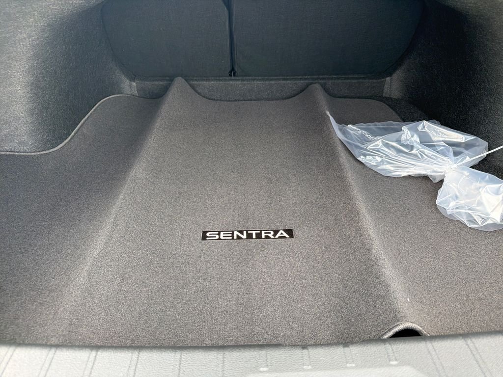 New 2026 Nissan Sentra SR 4D Sedan