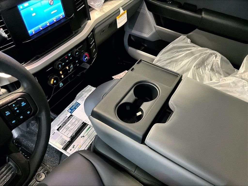 New 2026 Oxford White Ford XL image 14