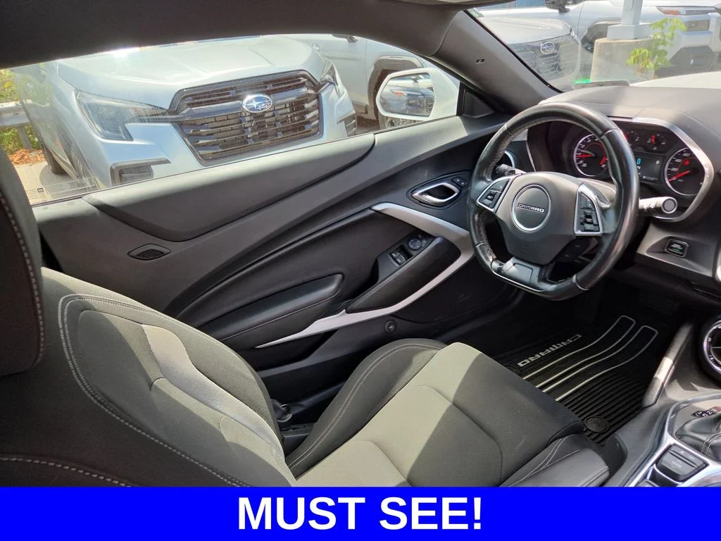 Used 2018 White Chevrolet 1LT image 13