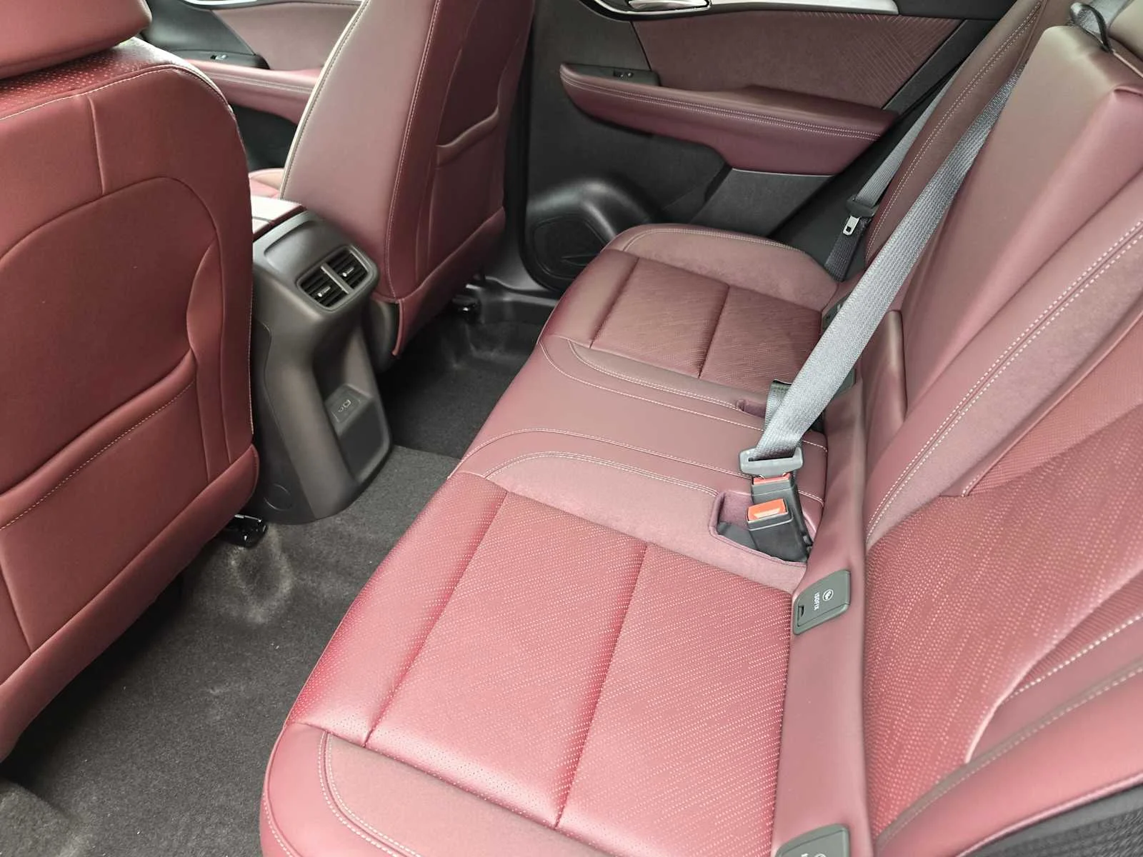 2026 Buick Envision Sport Touring - Photo 18