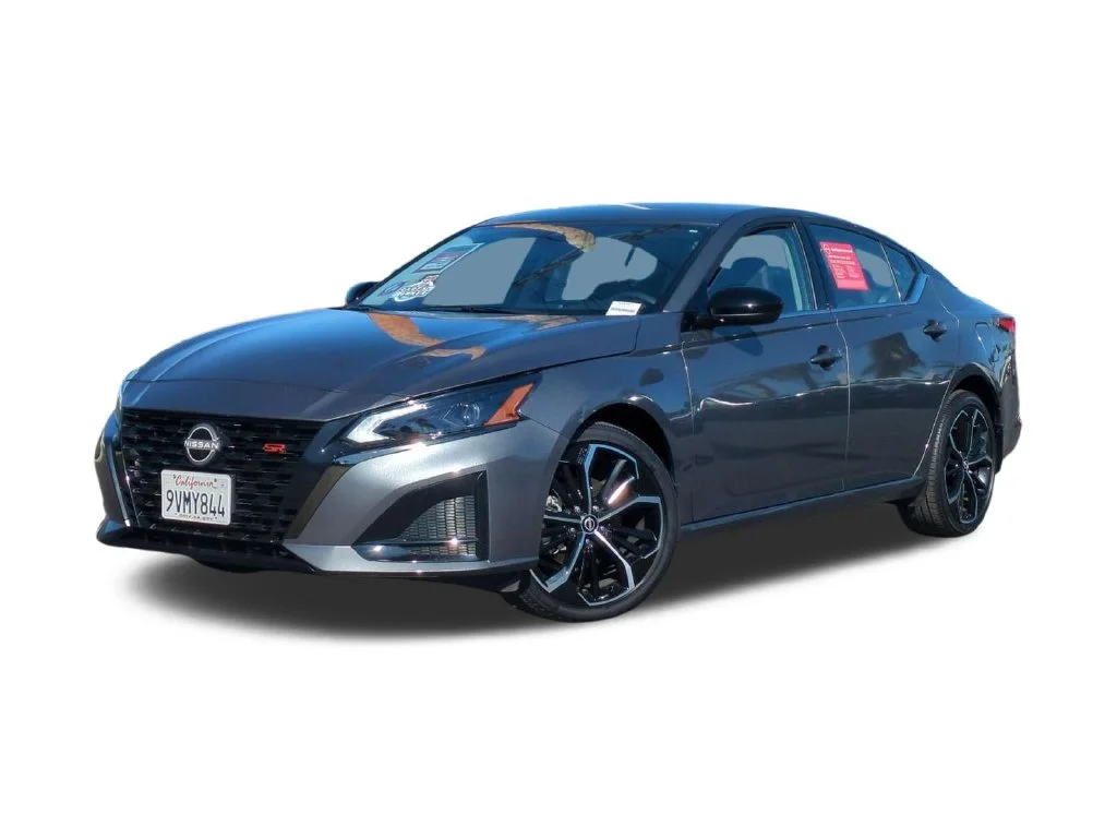 2025 Nissan Altima