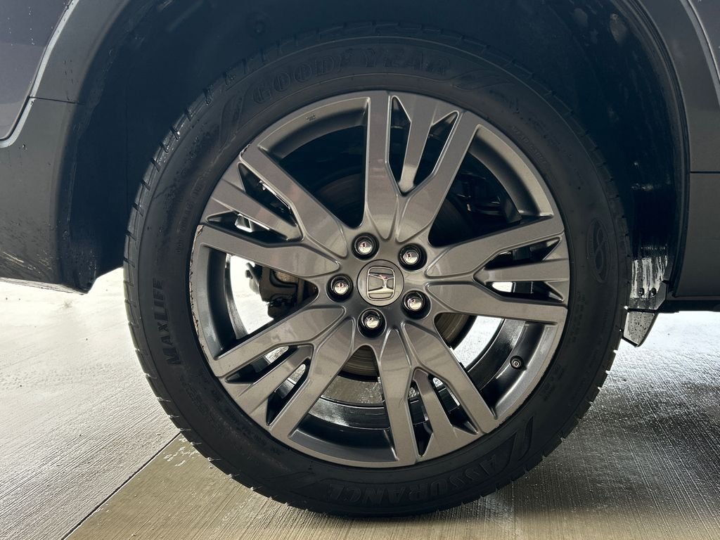 Used 2021 Gray Honda EX-L image 34