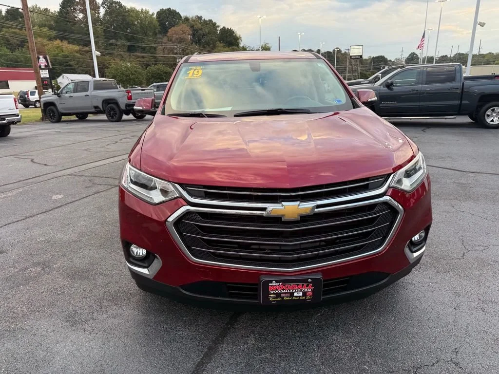 Used 2019 CAJUN RED TINTCOAT Chevrolet LT Cloth image 2