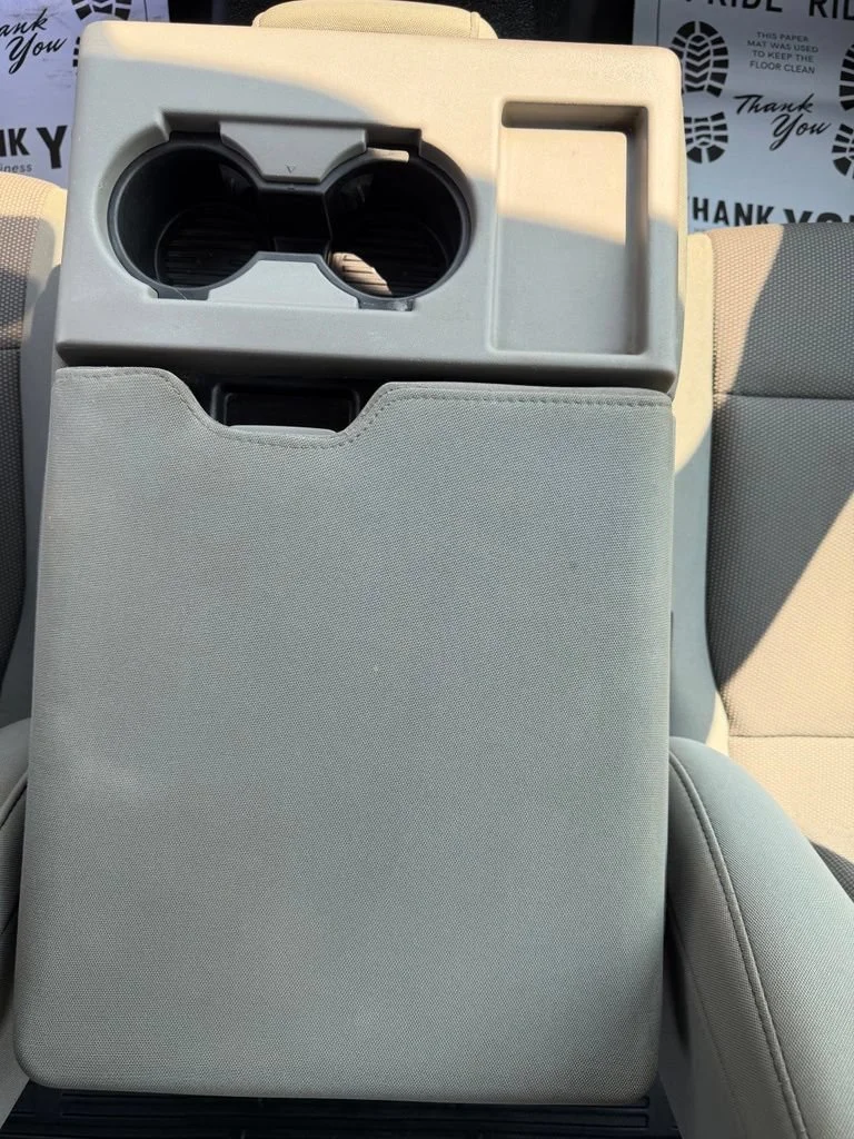 Used 2020 White Ford XL image 14