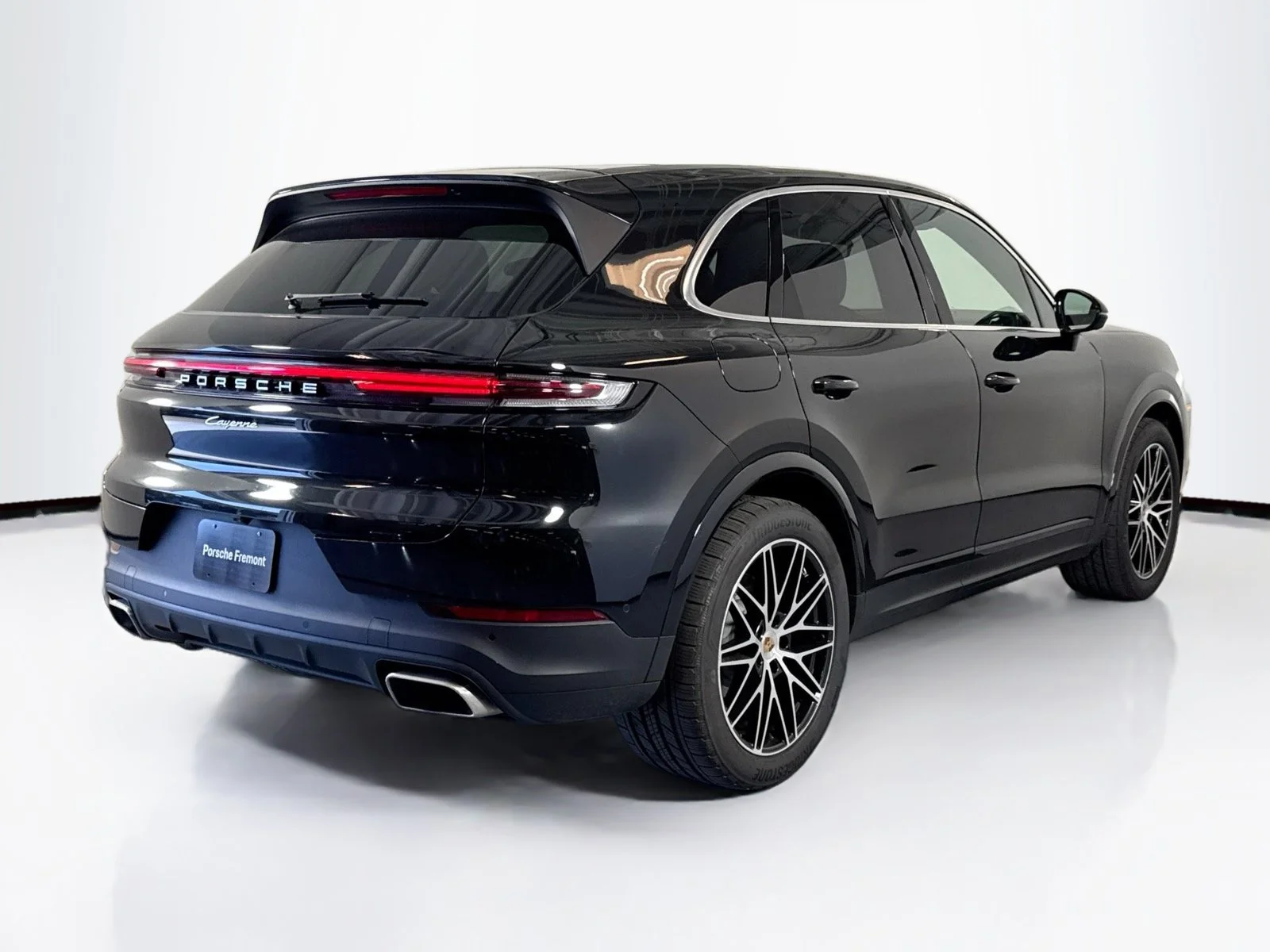 Certified Used 2025 Chormite Black Porsche  image 9