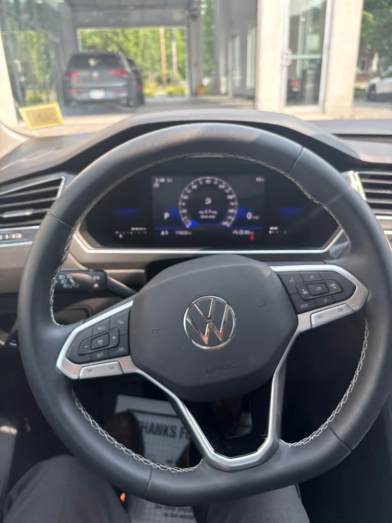 Used 2022  Volkswagen 2.0T SE image 23