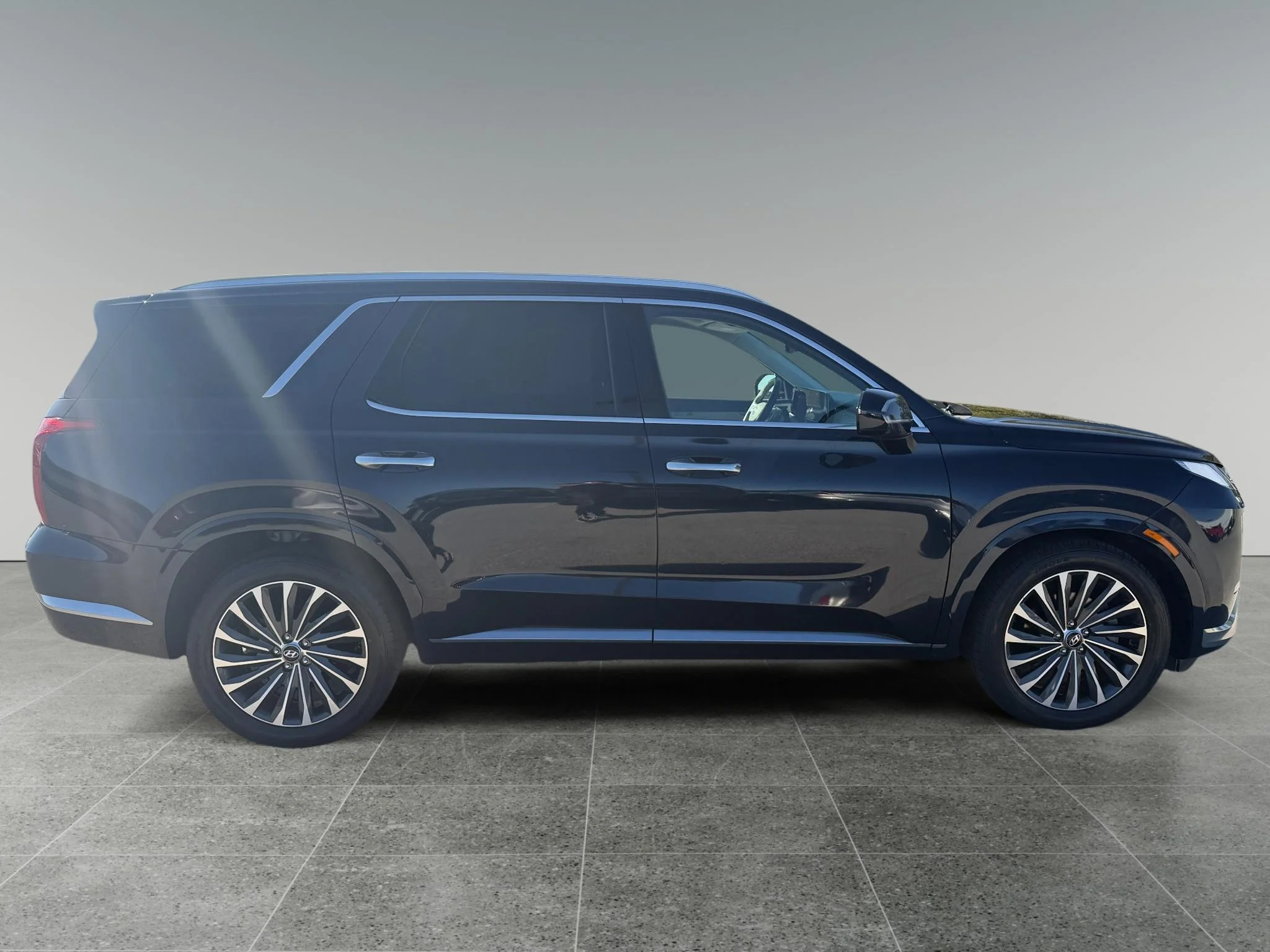 Used 2024 Moonlight Cloud Hyundai Calligraphy image 7